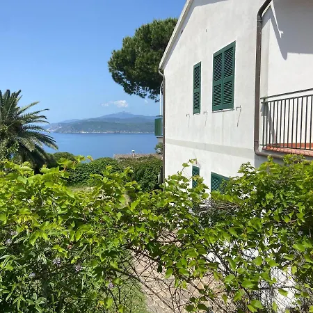 Holiday home Helloelba Residenza Peducelli
